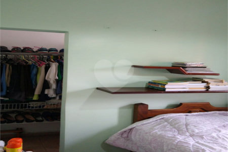 Sobrado à venda com 3 quartos, sendo 1 suíte, em Alto da Boa Vista, São Paulo, SP