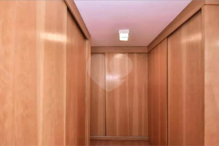Cobertura à venda com 3 quartos, sendo 2 suítes,  em Paraíso do Morumbi, São Paulo, SP