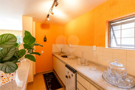 Casa de Vila à venda com 3 quartos, sendo 1 suíte, em Alto da Boa Vista, São Paulo, SP