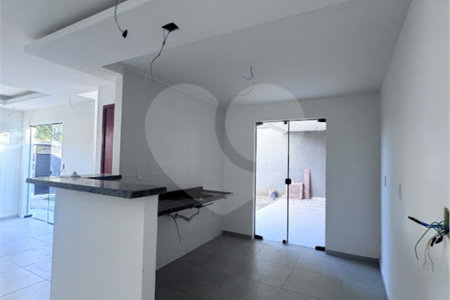 Casa à venda com 4 suítes em Campo Grande, Rio de Janeiro, RJ