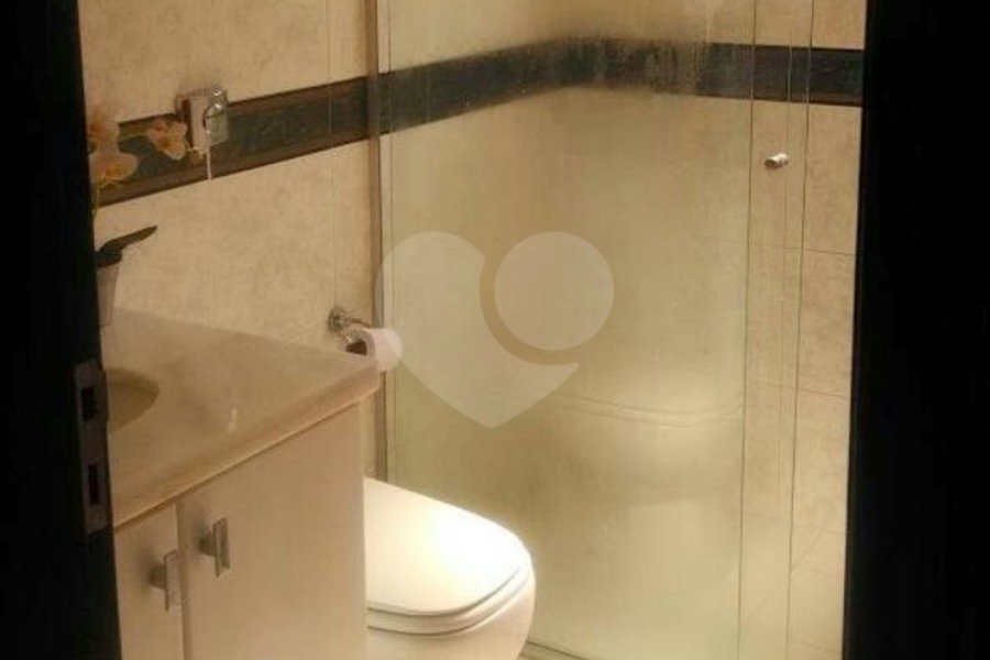 Sobrado à venda com 3 quartos, sendo 1 suíte, em Vila Prudente, São Paulo, SP