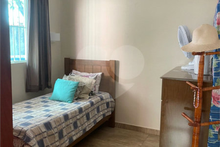 Casa à venda com 6 quartos, sendo 2 suítes, em Novo Eldorado, Contagem, MG