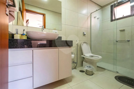 Apartamento à venda com 3 quartos, sendo 1 suíte, em Jardim das Bandeiras, São Paulo, SP