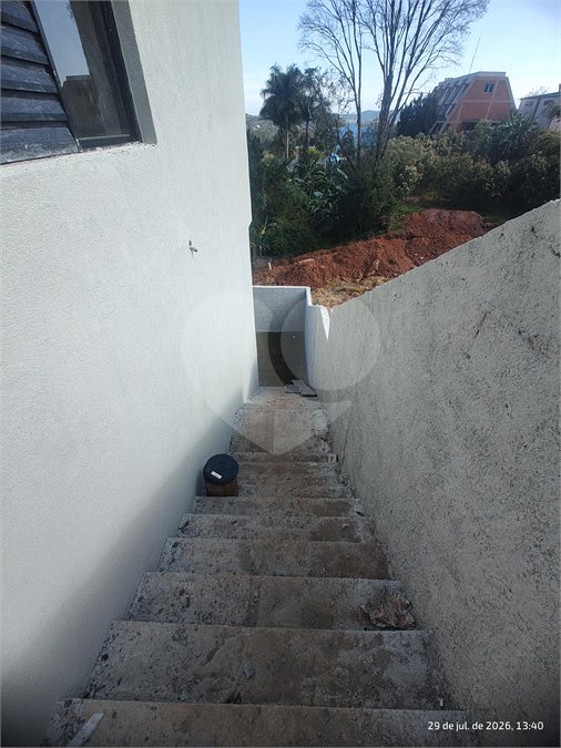 Casa à venda com 2 quartos, sendo 1 suíte, em Jardim Santo Antônio, Atibaia, SP