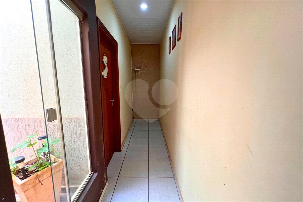 Casa à venda com 4 quartos, sendo 1 suíte, em Interlagos, Três Lagoas, MS