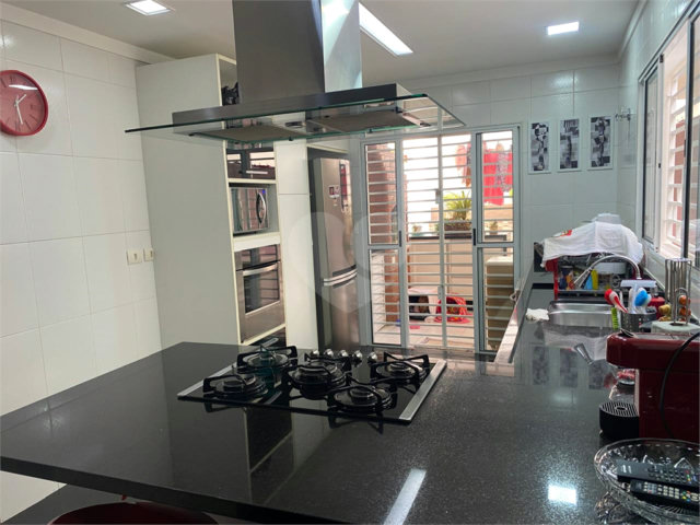 Sobrado à venda com 3 suítes em Vila Ester (zona Norte), São Paulo, SP