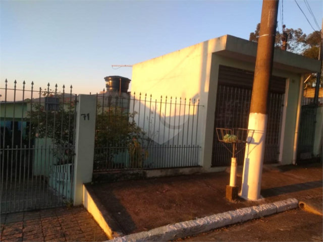 Casa à venda com 2 quartos em Jaraguá, São Paulo, SP