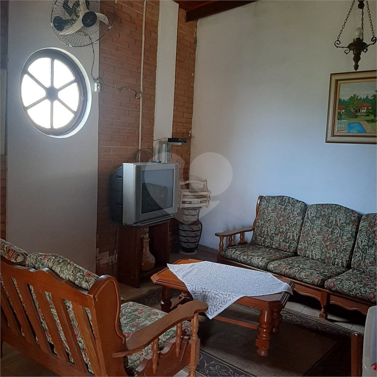 Chácara à venda com 8 suítes em Jardim Arquidiocesano, Salto, SP
