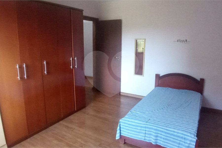 Casa à venda com 5 quartos, sendo 1 suíte, em Roseira, Mairiporã, SP