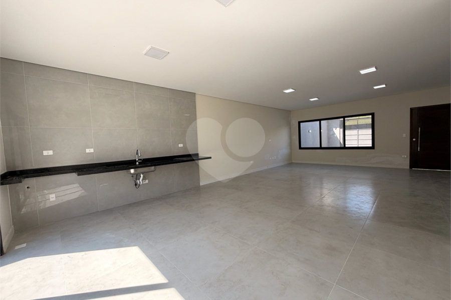 Sobrado à venda com 3 quartos, sendo 1 suíte, em Laranjeiras, Caieiras, SP
