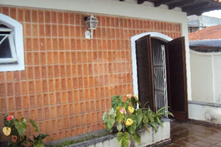 Sobrado à venda com 3 quartos, sendo 1 suíte,  em Jardim Pinheiros, São Paulo, SP