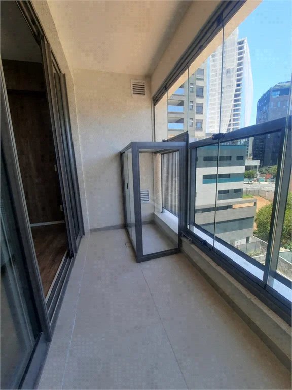 Apartamento à venda ou para alugar com 1 suíte em Sumarezinho, São Paulo, SP
