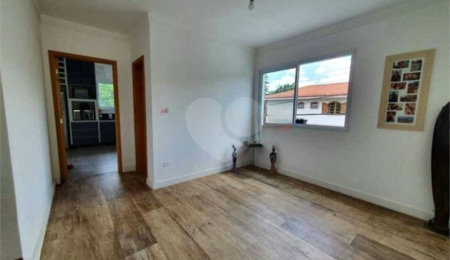 Sobrado à venda com 4 quartos, sendo 3 suítes, em Tremembé, São Paulo, SP