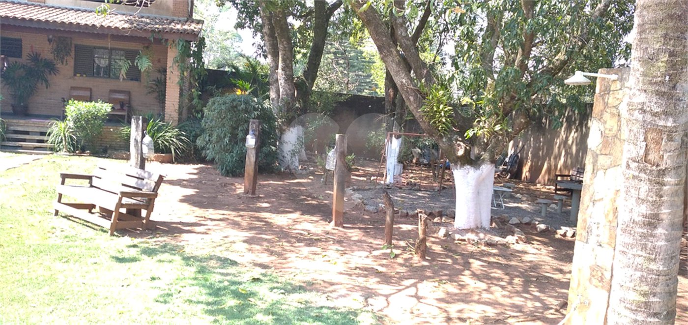Chácara à venda com 2 quartos no Centro, Araçoiaba da Serra, SP