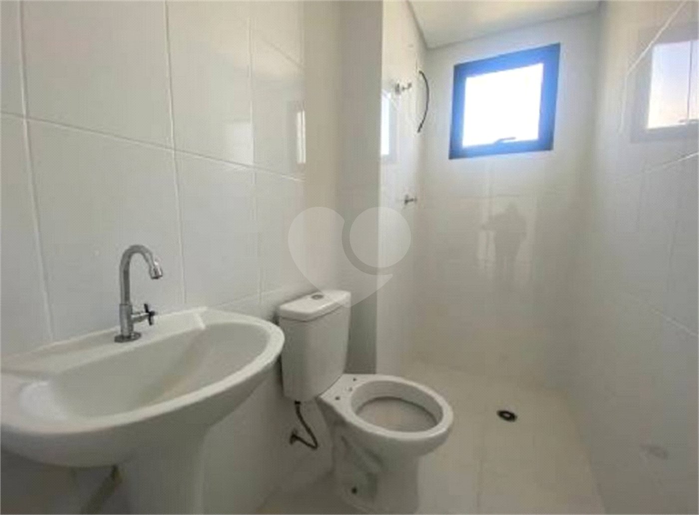 Apartamento à venda com 2 quartos, sendo 1 suíte, em Vila Galvão, Guarulhos, SP