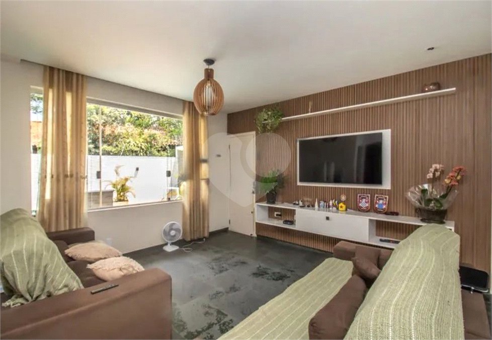 Casa de Vila à venda com 5 quartos, sendo 3 suítes, em Jardim Marajoara, São Paulo, SP
