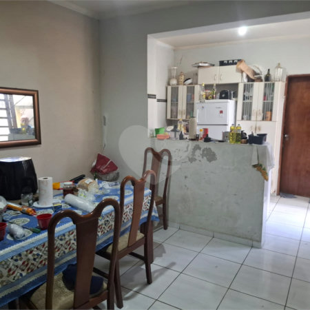 Casa à venda com 5 quartos, sendo 1 suíte, em Jardim Montreal, Sorocaba, SP