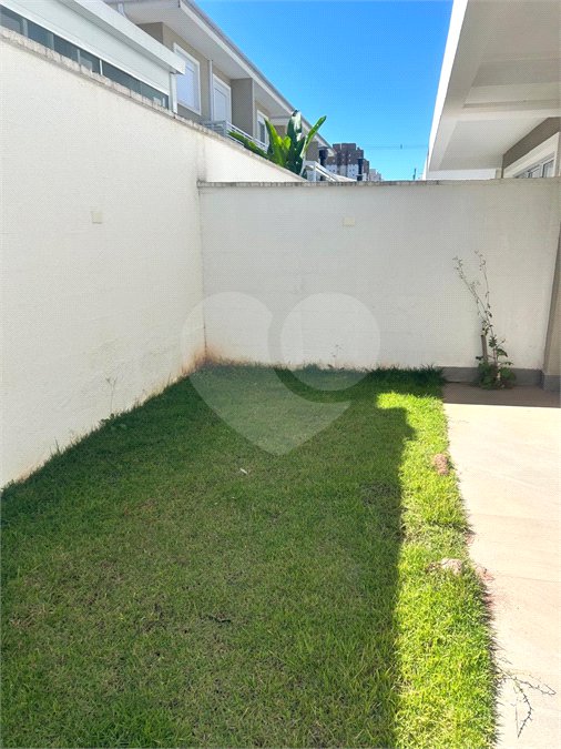 Casa à venda com 3 quartos, sendo 1 suíte,  no condomínio Reserva Ipoema By Helbor, Mogi das Cruzes - SP