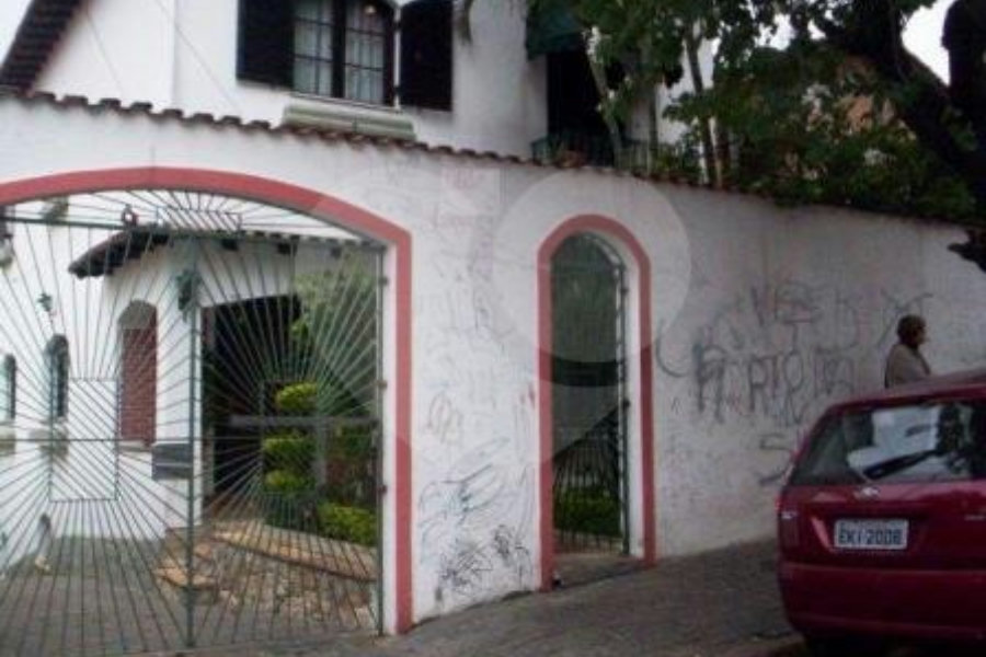 Sobrado à venda com 3 suítes em Água Fria, São Paulo, SP