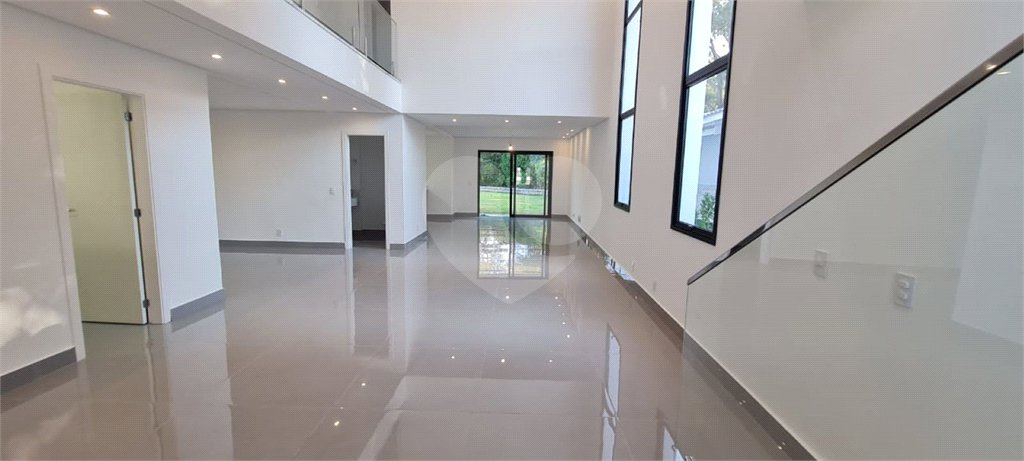Casa à venda com 3 suítes no condomínio Reserva dos Vinhedos, Louveira - SP