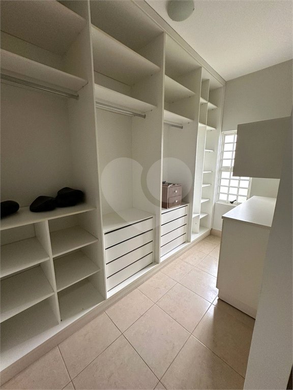 Casa à venda com 3 quartos, sendo 1 suíte, em Jardim Santa Marta, Cuiabá, MT