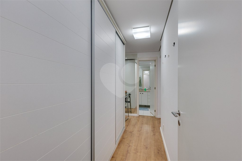 Apartamento à venda com 4 quartos, sendo 2 suítes, em Santo Amaro, São Paulo, SP