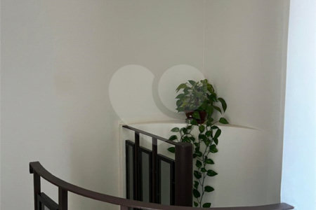Apartamento à venda com 4 quartos, sendo 1 suíte, em Parque Tomas Saraiva, São Paulo, SP