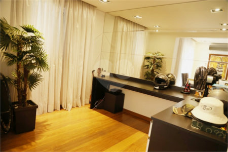 Apartamento à venda com 3 quartos, sendo 2 suítes, em Santana, São Paulo, SP