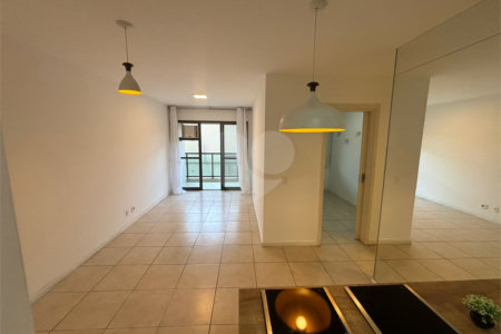 Apartamento à venda com 2 quartos, sendo 1 suíte, em Vila Isabel, Rio de Janeiro, RJ