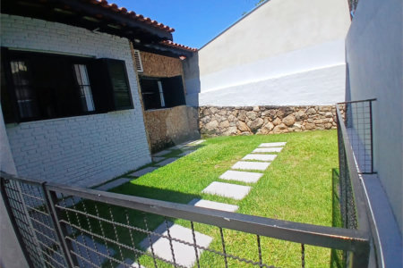Casa à venda com 3 quartos, sendo 1 suíte,  em Recreio Maristela, Atibaia, SP