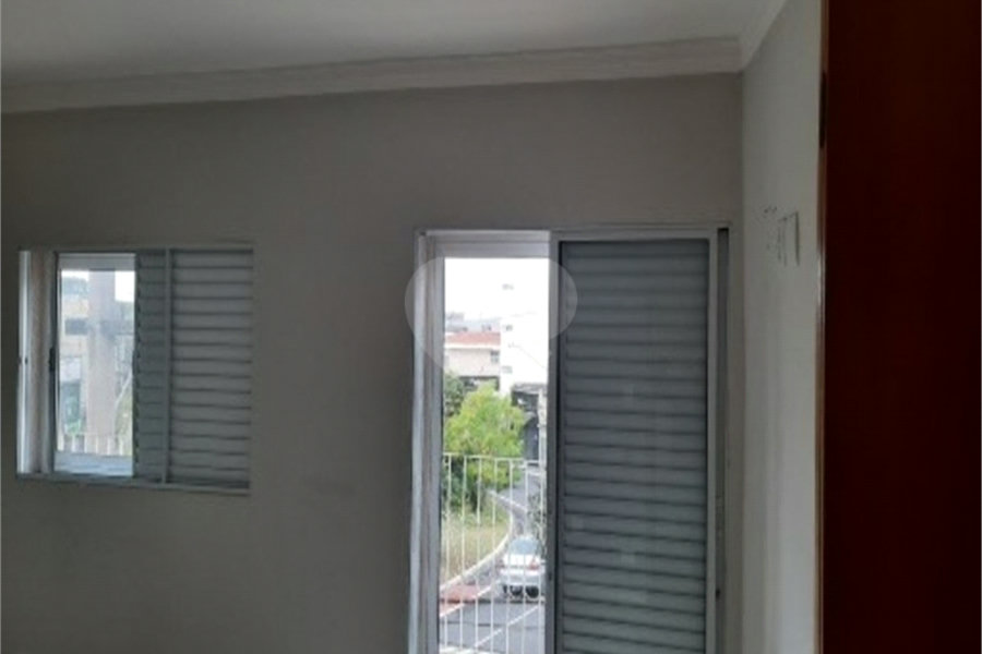 Sobrado à venda com 3 quartos, sendo 1 suíte, em Parque Edu Chaves, São Paulo, SP