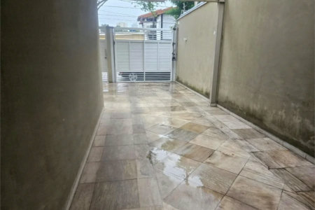 Sobrado à venda com 4 quartos, sendo 2 suítes, em Brooklin Paulista, São Paulo, SP