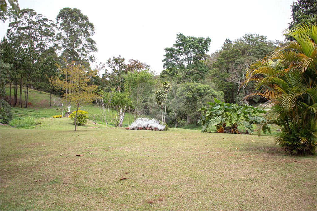 Sítio à venda com 4 quartos, sendo 2 suítes, em Jardim Guaçu, São Roque, SP