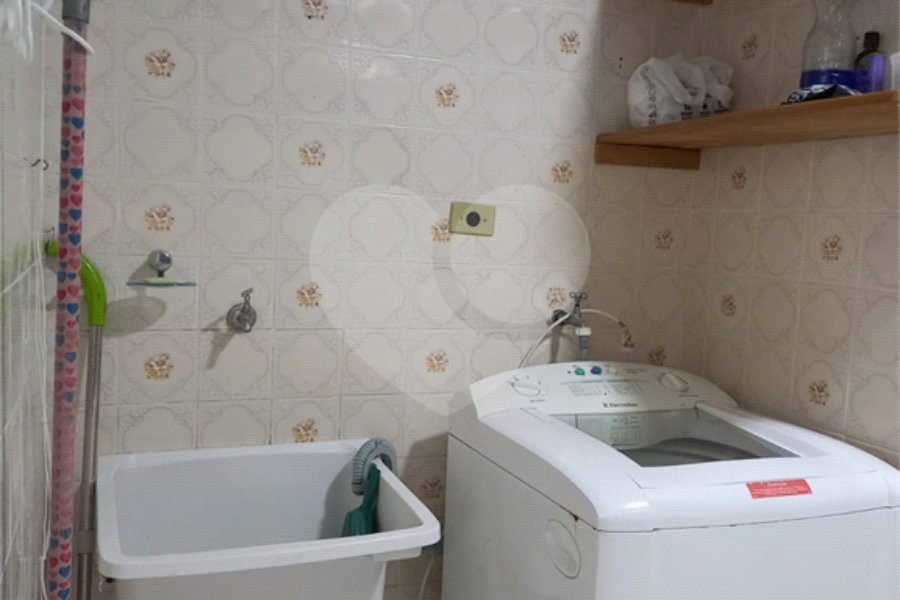 Apartamento à venda com 3 quartos, sendo 1 suíte, em Tortuga, Guarujá, SP