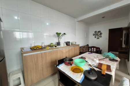Casa à venda com 4 quartos, sendo 1 suíte, no condomínio Residencial Alto da Lapa II, São Paulo - SP