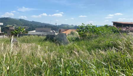 Terreno à venda em Vila Santa Helena, Atibaia, SP