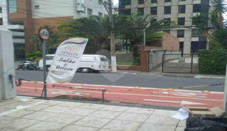 Casa à venda com 3 quartos em Chácara Santo Antônio (zona Sul), São Paulo, SP