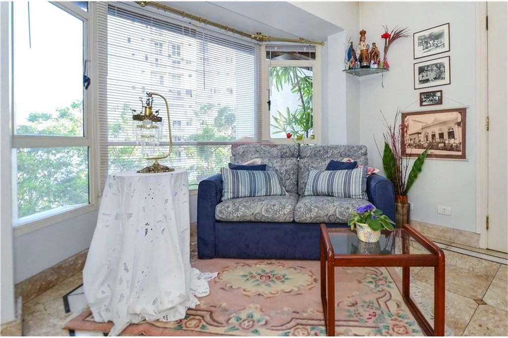 Apartamento à venda com 4 suítes em Vila Suzana, São Paulo, SP