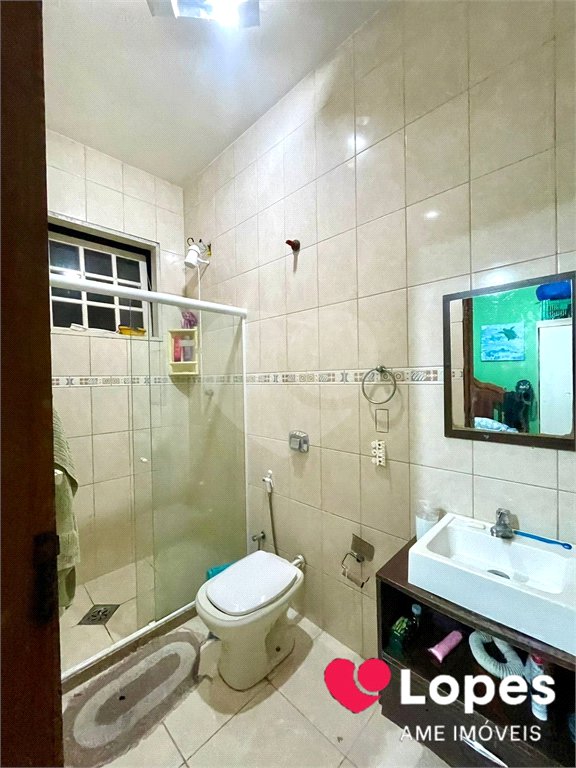 Casa à venda com 4 quartos, sendo 3 suítes, no condomínio Fazenda Cantagalo, Rio de Janeiro - RJ