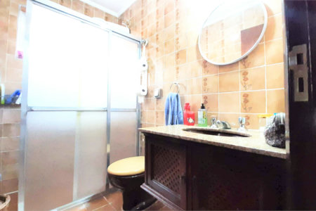 Casa à venda com 3 quartos, sendo 1 suíte, em Campo Grande, São Paulo, SP