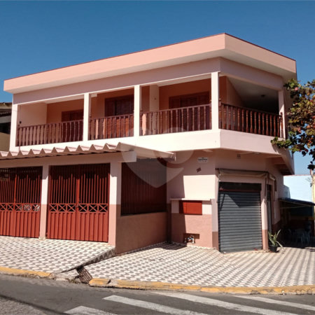 Casa à venda com 3 quartos, sendo 1 suíte, em Salto de São José, Salto, SP