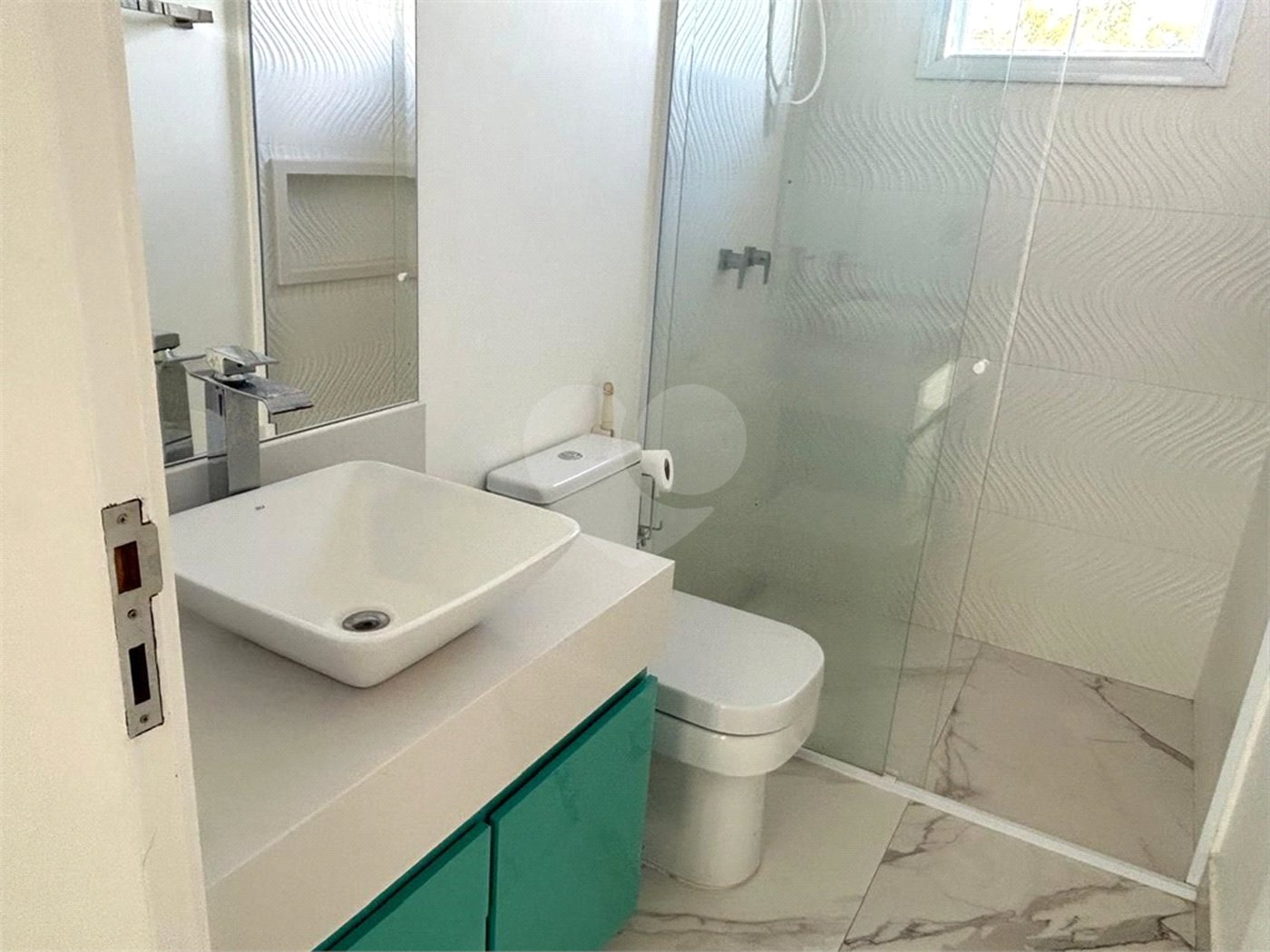 Casa à venda com 3 suítes no condomínio Terras de Lucas, Sorocaba - SP