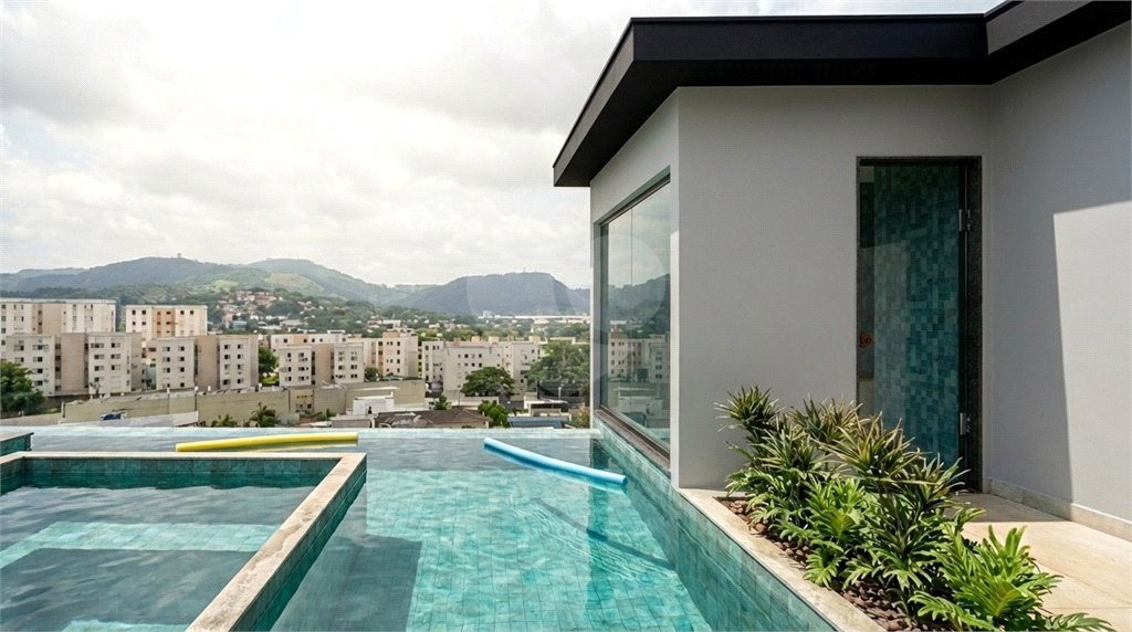 Casa à venda com 4 suítes no condomínio Residencial Green Ville, Rio de Janeiro - RJ