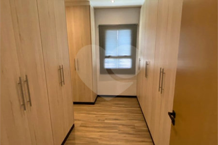 Casa à venda com 4 quartos, sendo 3 suítes,  no condomínio Jardim das Palmeiras, Bragança Paulista - SP
