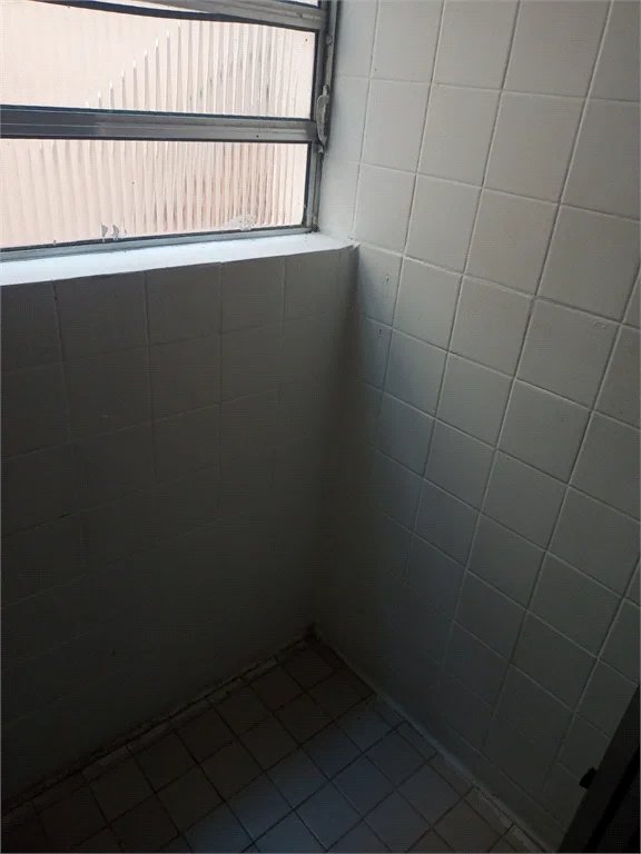 Sobrado à venda com 3 quartos em Vila Romana, São Paulo, SP