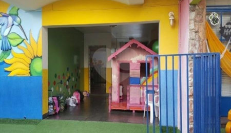 Sobrado à venda com 4 quartos, sendo 1 suíte,  em Vila Monumento, São Paulo, SP