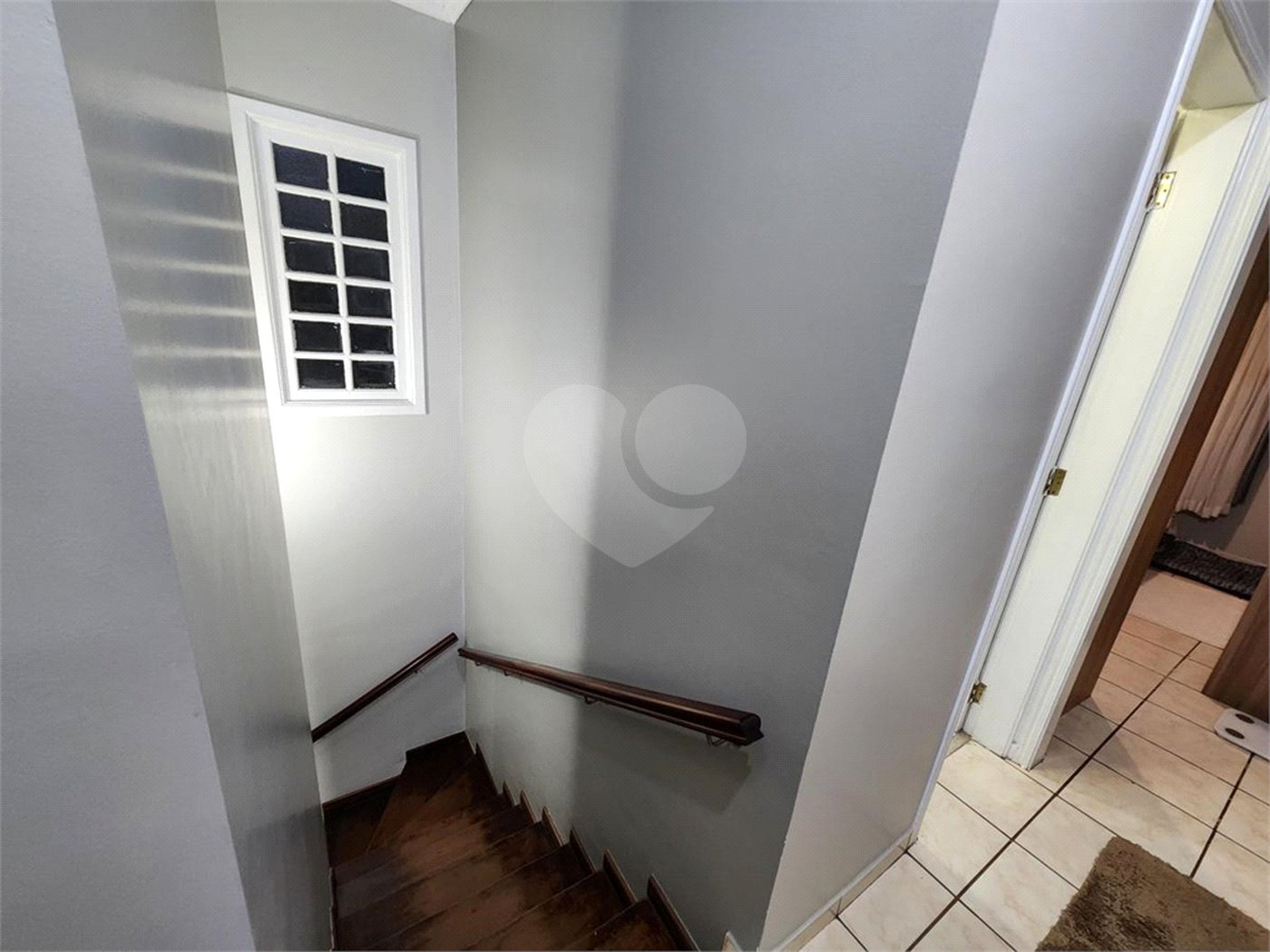 Sobrado à venda com 3 quartos, sendo 1 suíte,  em Jardim Ana Maria, São Paulo, SP