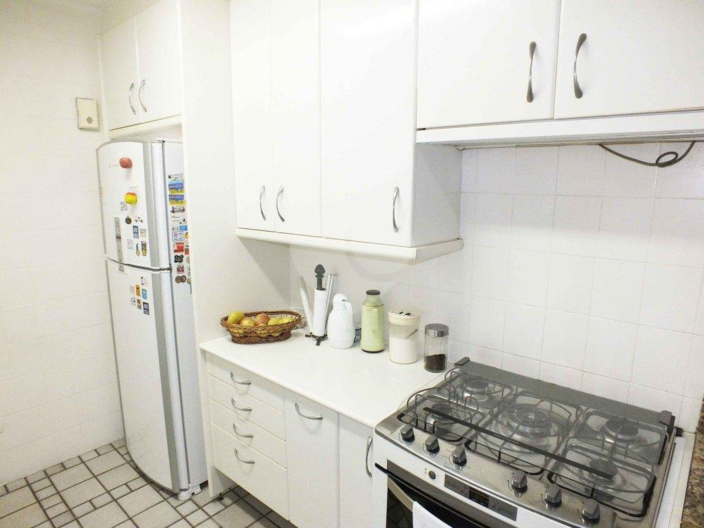 Apartamento à venda com 3 suítes em Real Parque, São Paulo, SP