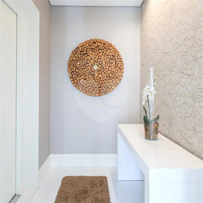 Apartamento à venda com 3 suítes em Vila Suzana, São Paulo, SP