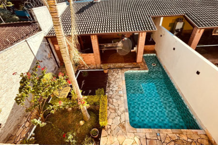 Sobrado à venda com 3 quartos, sendo 1 suíte, em Chácara Recanto Verde, Cotia, SP